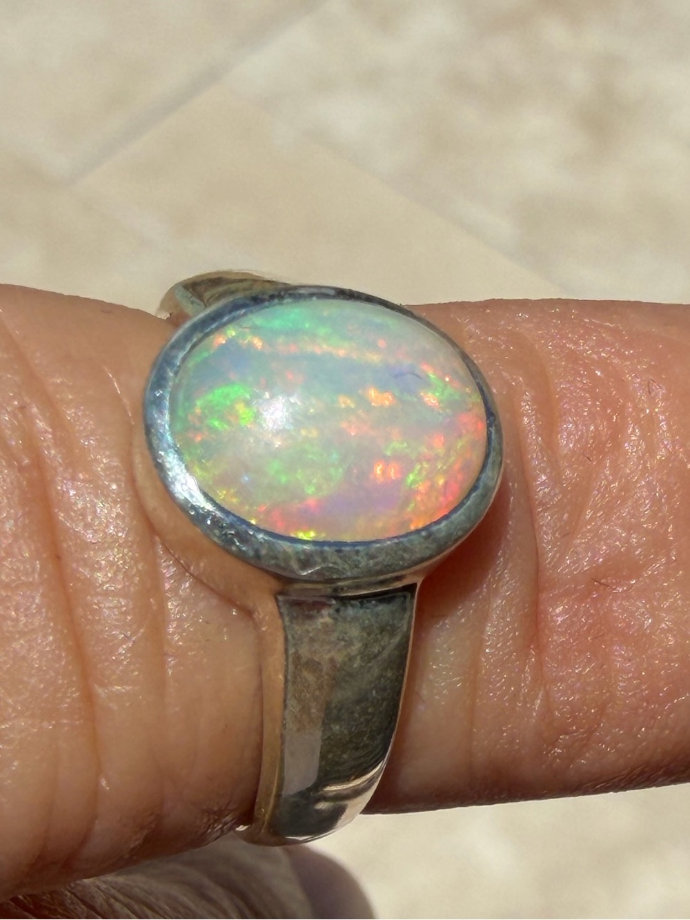 Sterling Silver Oval Opal Ring - NWT Iridescent Natural White Opal Size 7